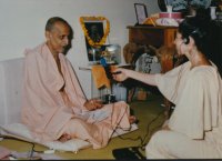 Interviewing H. H. Paramadhyaksha Sri Swami Chidanandaji Maharaj, President of the Divine Life Society, Sivananda Ashram, Rishikesh, India, 1986.